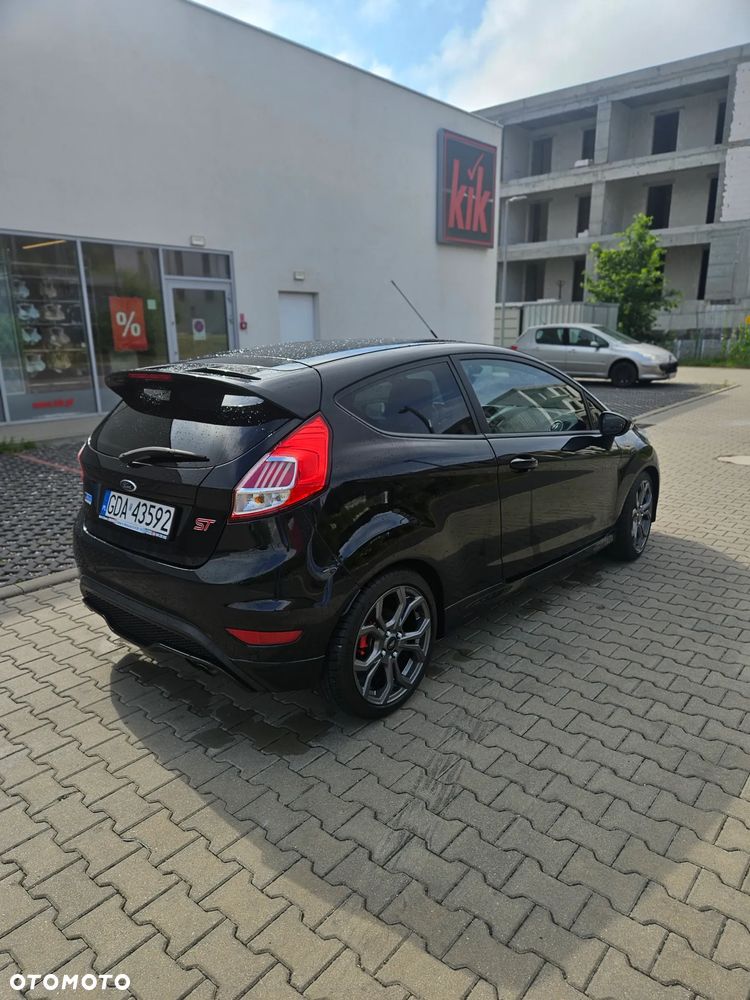 Ford Fiesta ST - 5