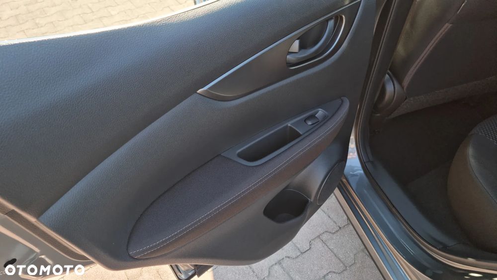 Nissan Qashqai - 23