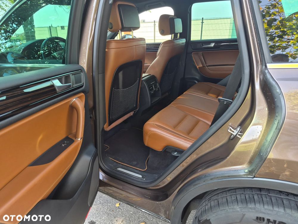 Volkswagen Touareg - 11