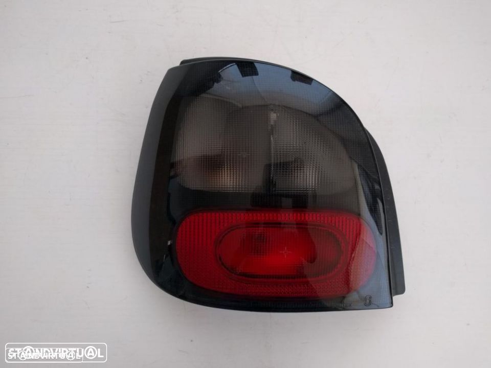 farolim farol tras esquerdo renault megane scenic 1996 a 1998 - 1