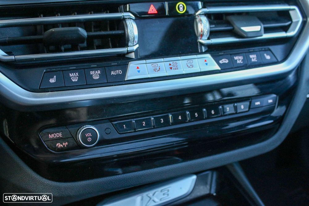 BMW iX3 M Sport Impressive - 17