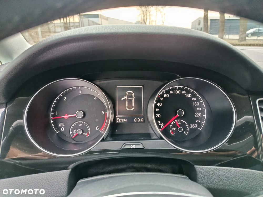 Volkswagen Golf Sportsvan - 13