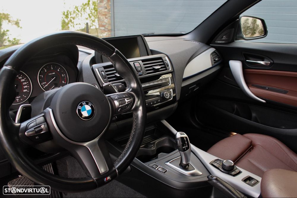 BMW 225 d Cabrio Pack M Auto - 37