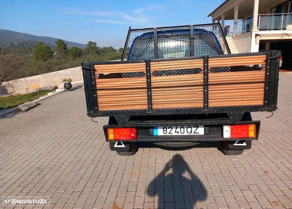 Mitsubishi L200 2.5 TD Strakar CD - 2