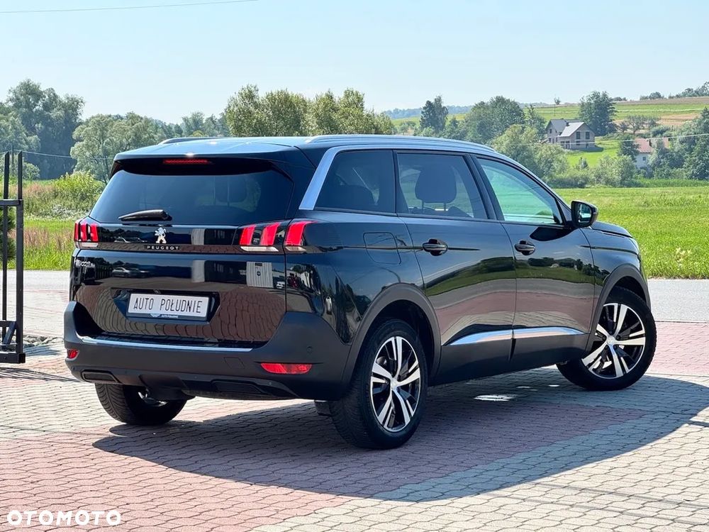 Peugeot 5008 - 3