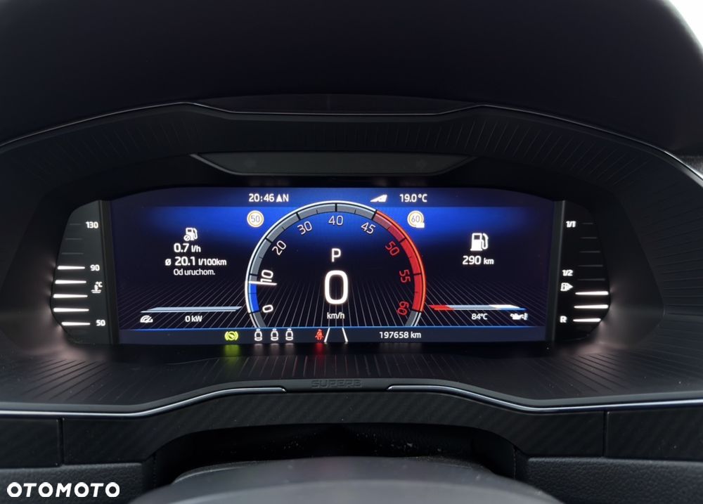 Skoda Superb 2.0 TDI SCR Sportline DSG - 39