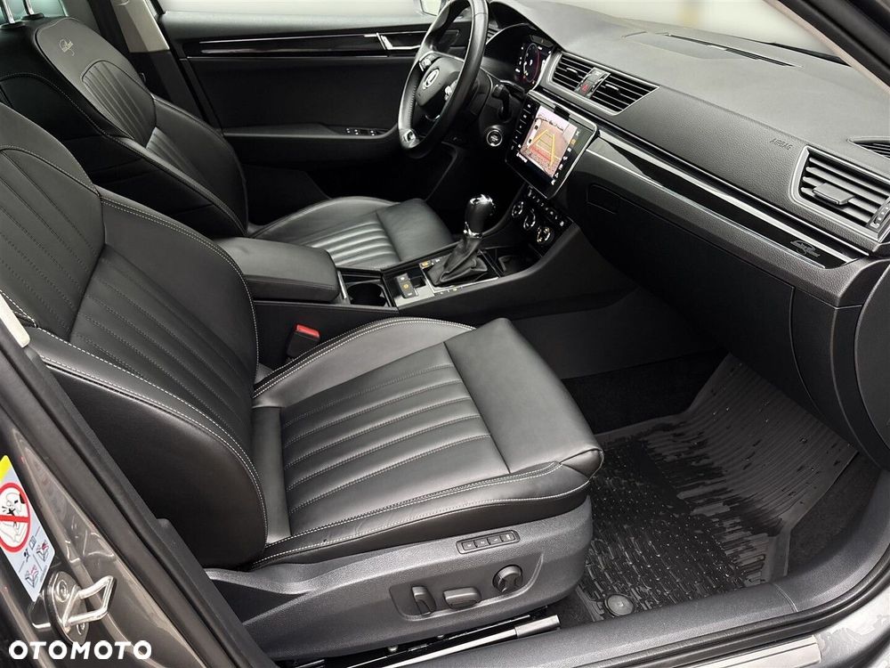 Skoda Superb 2.0 TDI SCR L&K DSG - 9