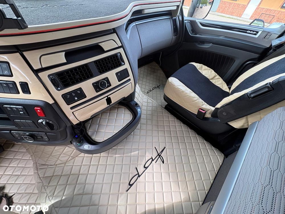 DAF XF 106 - 24