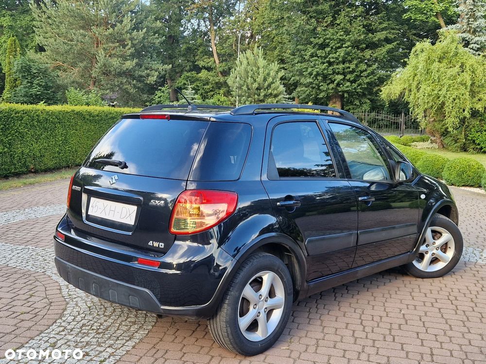 Suzuki SX4 1.6 VVT 4x2 Comfort - 4