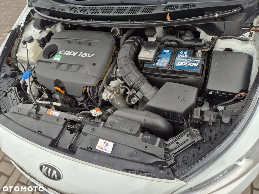 Kia Ceed 1.6 CRDi 128 Platinum Edition - 39