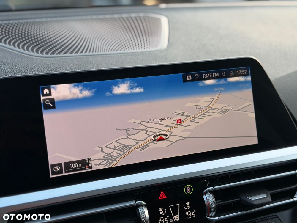 BMW Seria 3 320d M Sport - 29