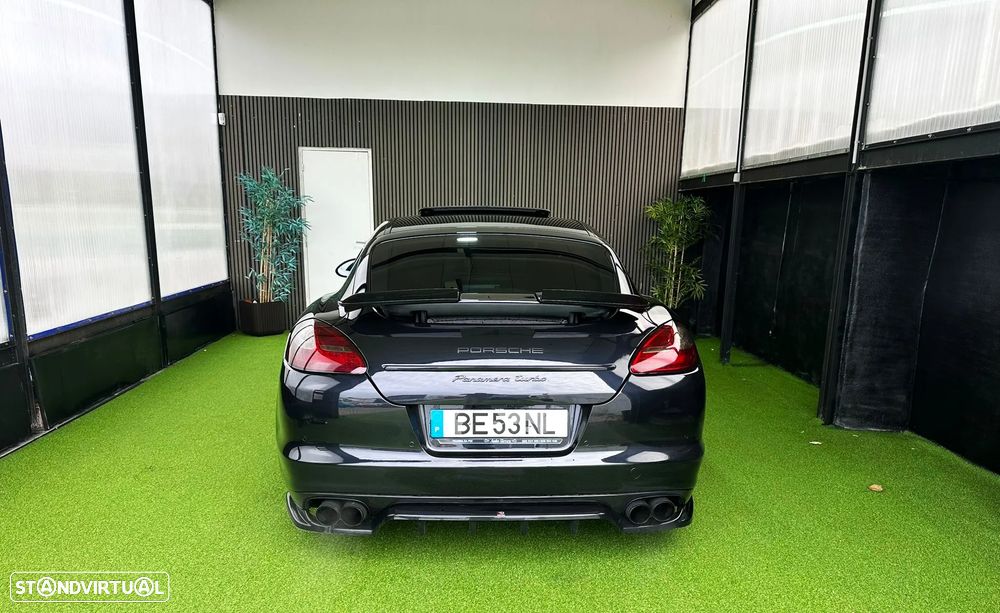 Porsche Panamera Turbo PDK - 5