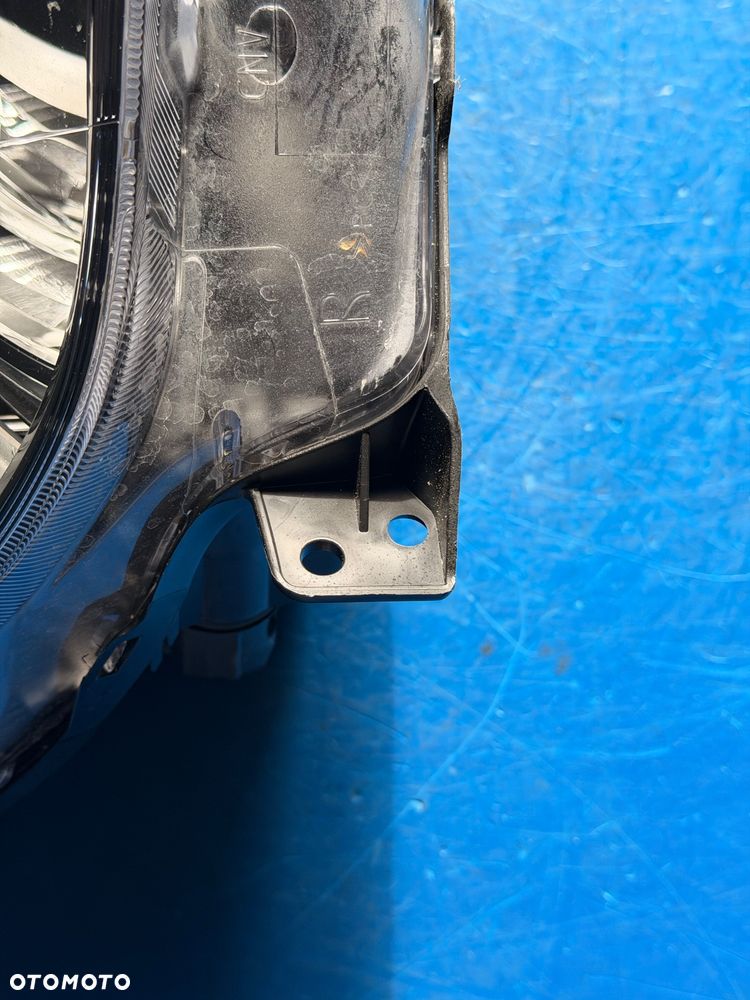 PRAWY FULL LED VOLVO XC40 MID BDB EUROPA - 10