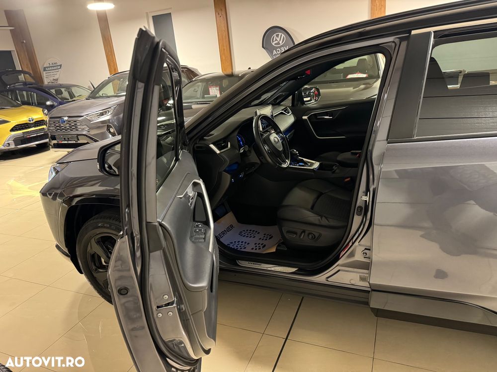 Toyota RAV4 2.5 4x4 Team Deutschland - 7