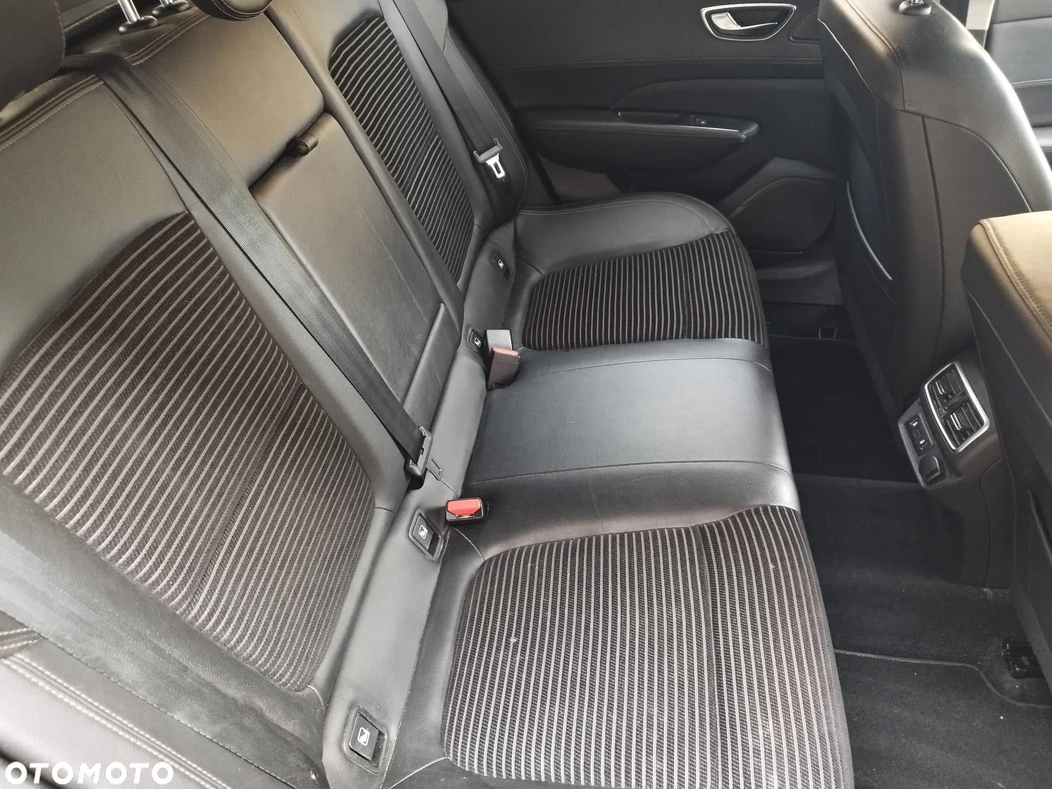 Renault Talisman Grandtour ENERGY dCi 160 EDC INTENS - 15