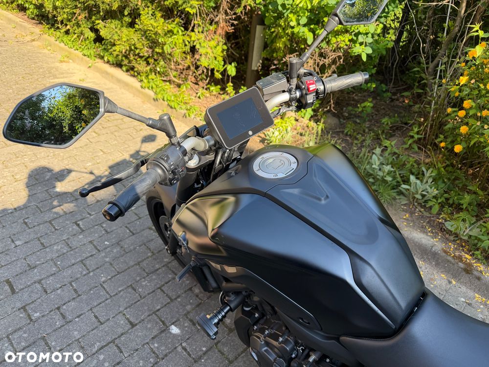 Yamaha MT - 11