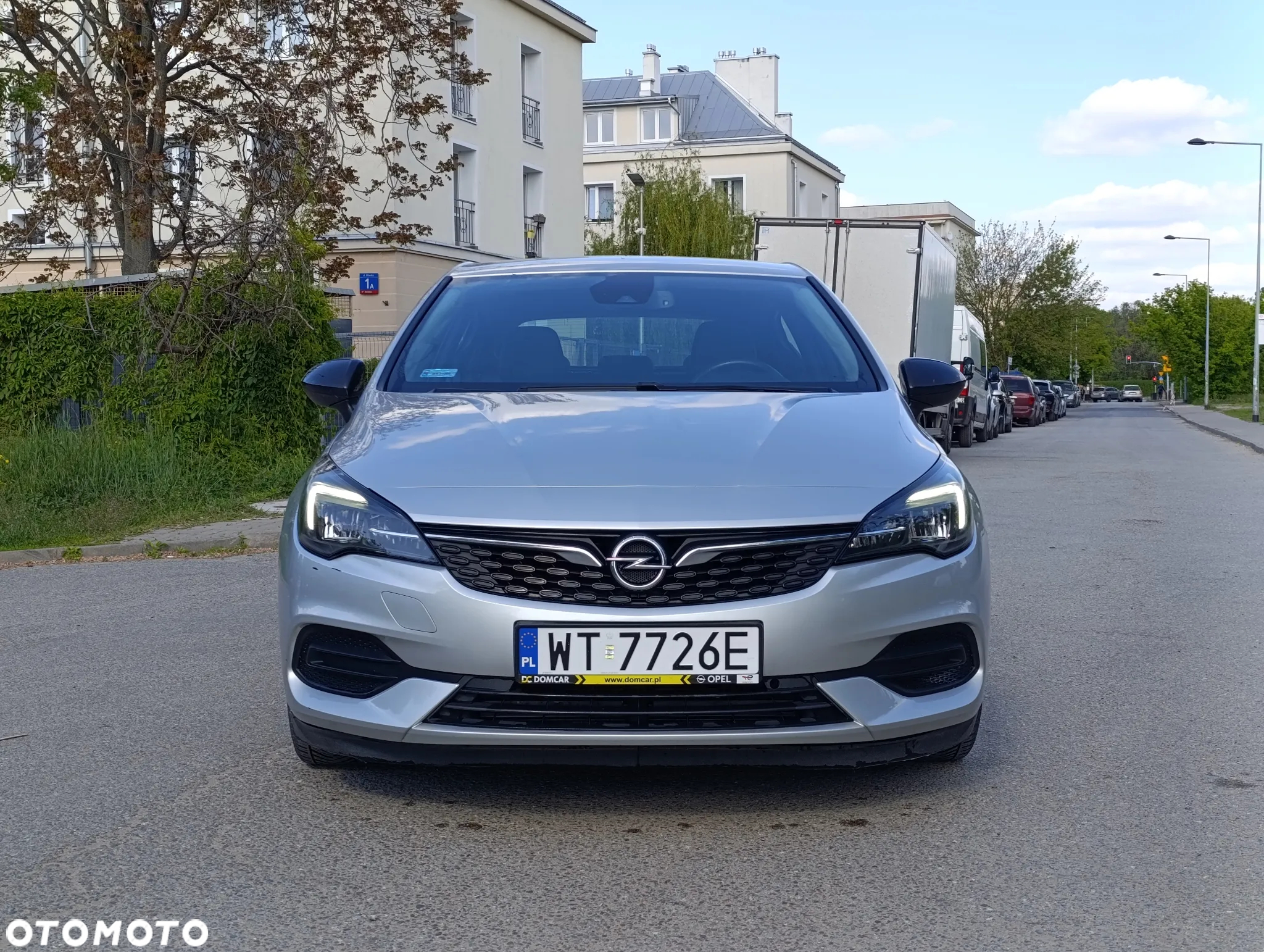 Opel Astra V 1.2 T Elegance S&S - 2