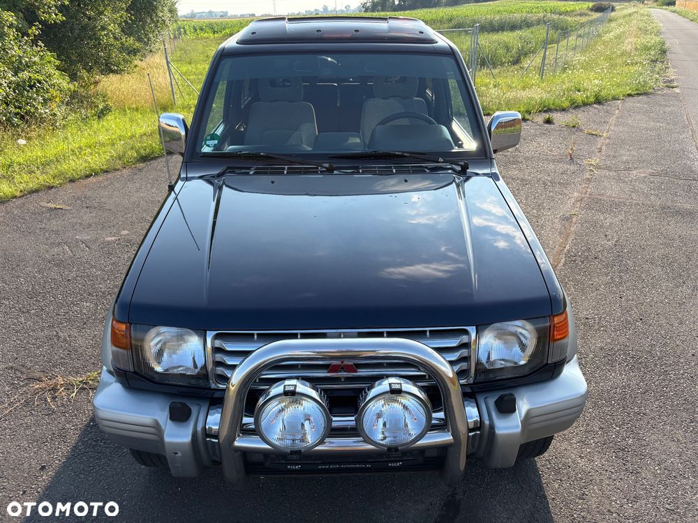 Mitsubishi Pajero - 3
