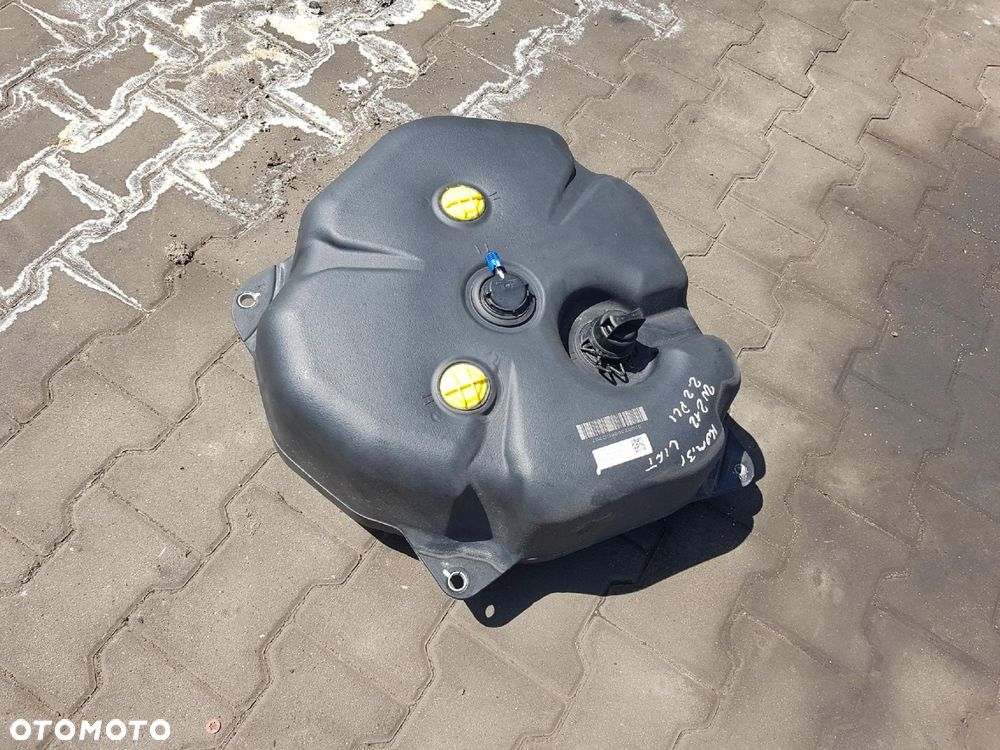 MERCEDES E KLASA W212 LIFT 12-16 2.2 CDI ZBIORNIK POMPKA ADBLUE A2124700200 - 2