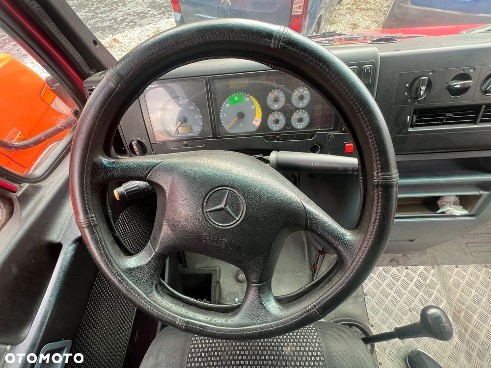 Mercedes-Benz 816D - 26