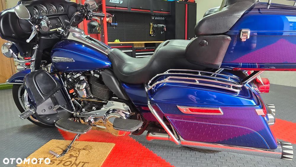 Harley-Davidson FLHTCU Ultra - 10