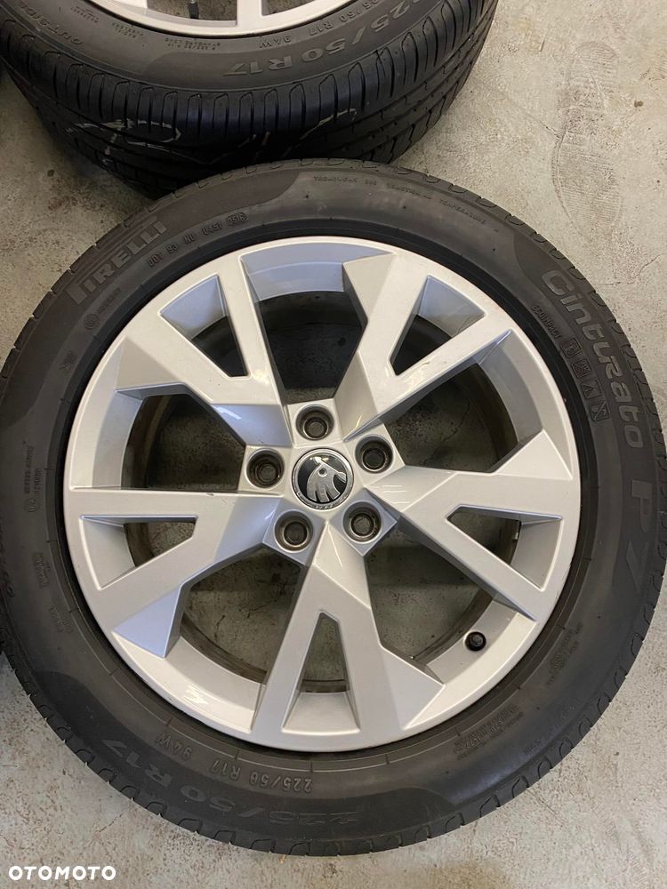 Alufelgi 5x112 Skoda 7Jx17 ET45 5E0601025S - 3