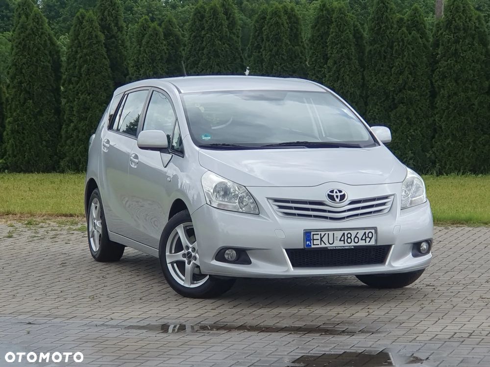 Toyota Verso - 2