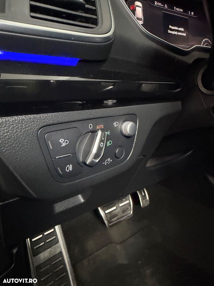 Audi Q5 2.0 40 TDI quattro S tronic Design - 10