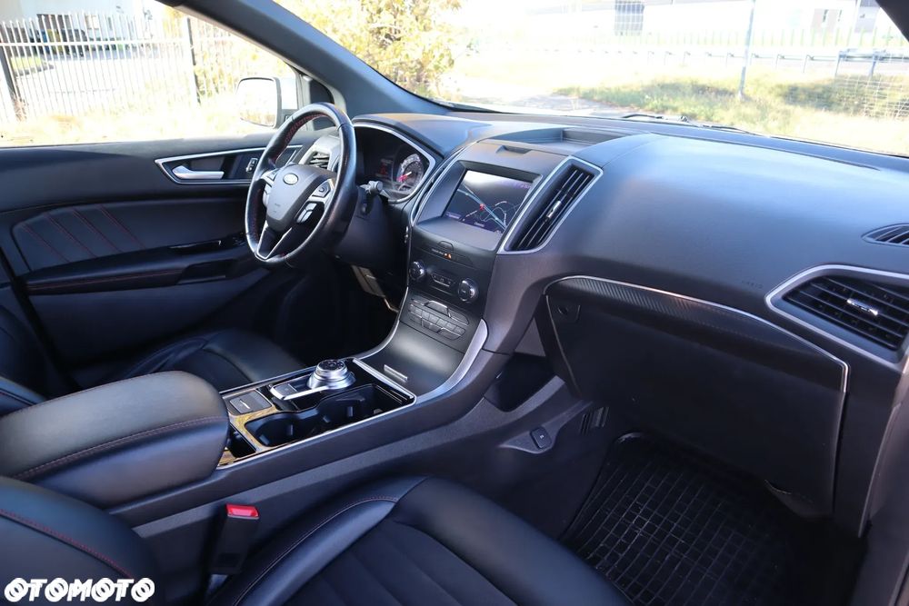 Ford Edge 2.0 EcoBlue Bi-Turbo 4x4 ST-LINE - 29