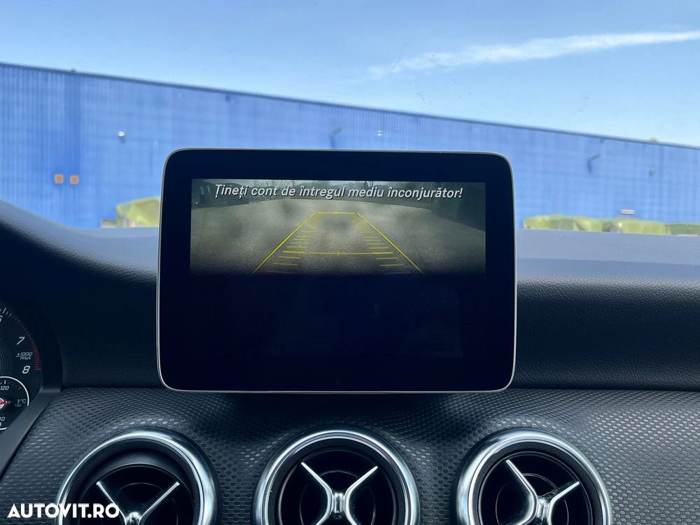 Mercedes-Benz A 200 7G-DCT - 23