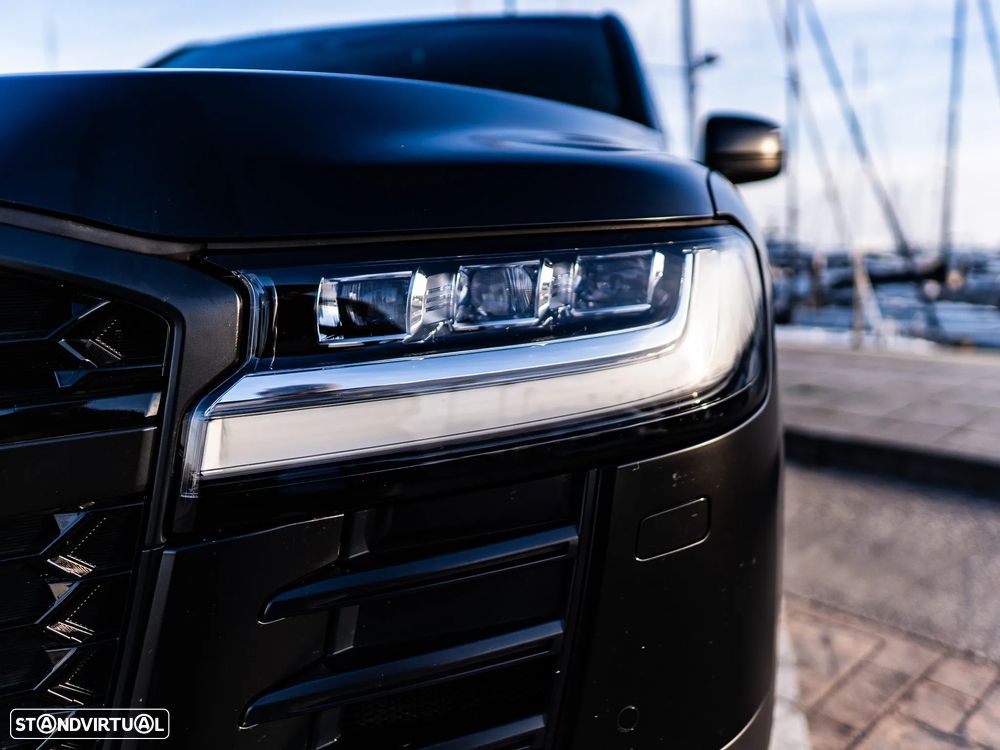 Toyota Land Cruiser - 6