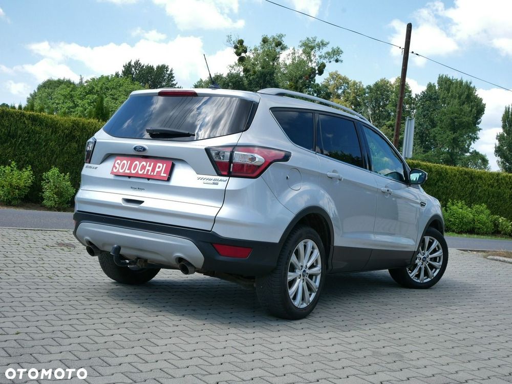 Ford Escape 2.0 EcoBoost AWD Titanium - 4