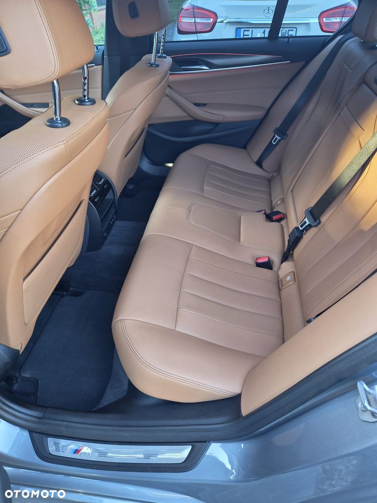 BMW Seria 5 520d mHEV - 8