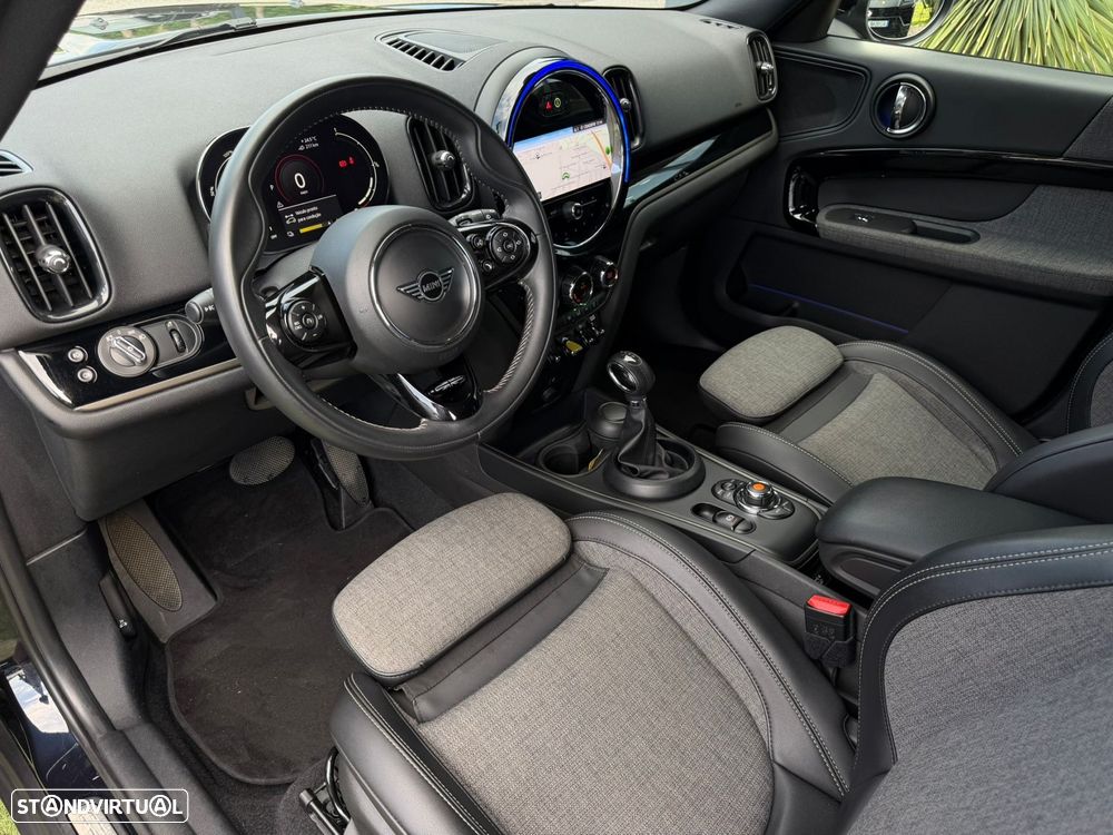 MINI Countryman Cooper SE ALL4 Untamed Edition Auto - 2