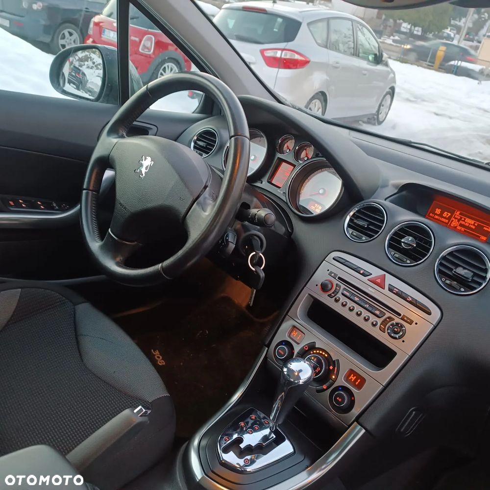 Peugeot 308 140 THP Automatik Sport - 17