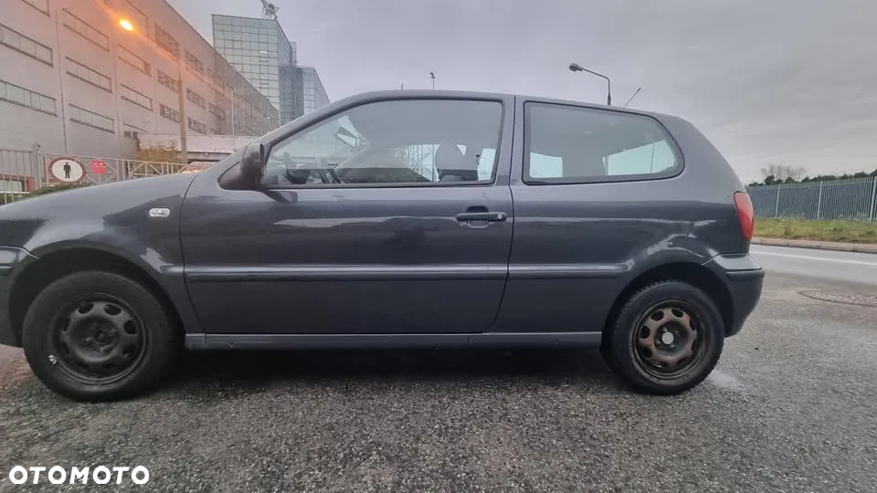 Volkswagen Polo - 3