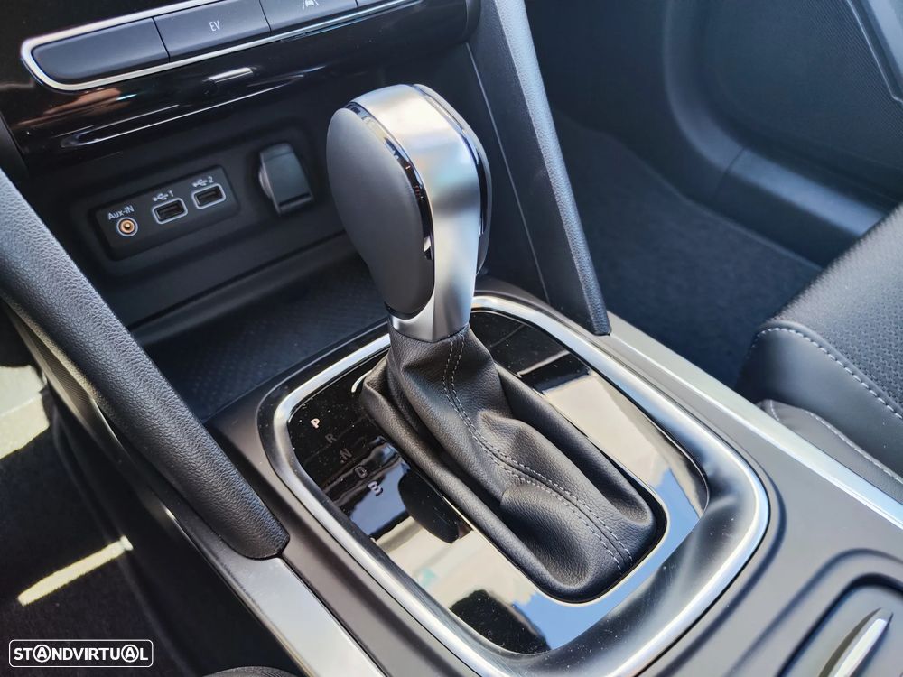 Renault Mégane Sport Tourer 1.6 E-Tech Plug-In Hybrid Equilibre - 21