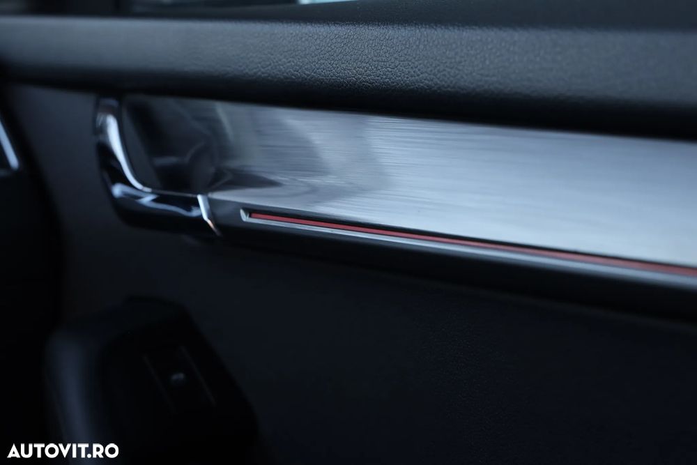 Skoda Octavia 1.6 TDI DSG Style - 36