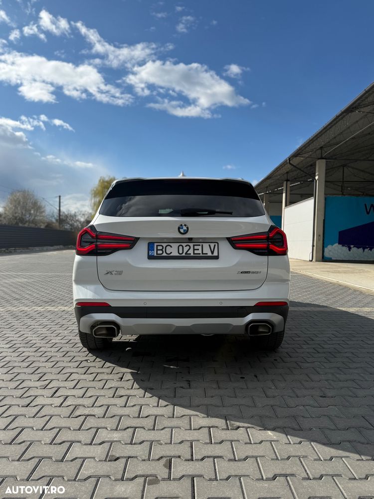 BMW X3 ver-xdrive20i-at-standard - 3