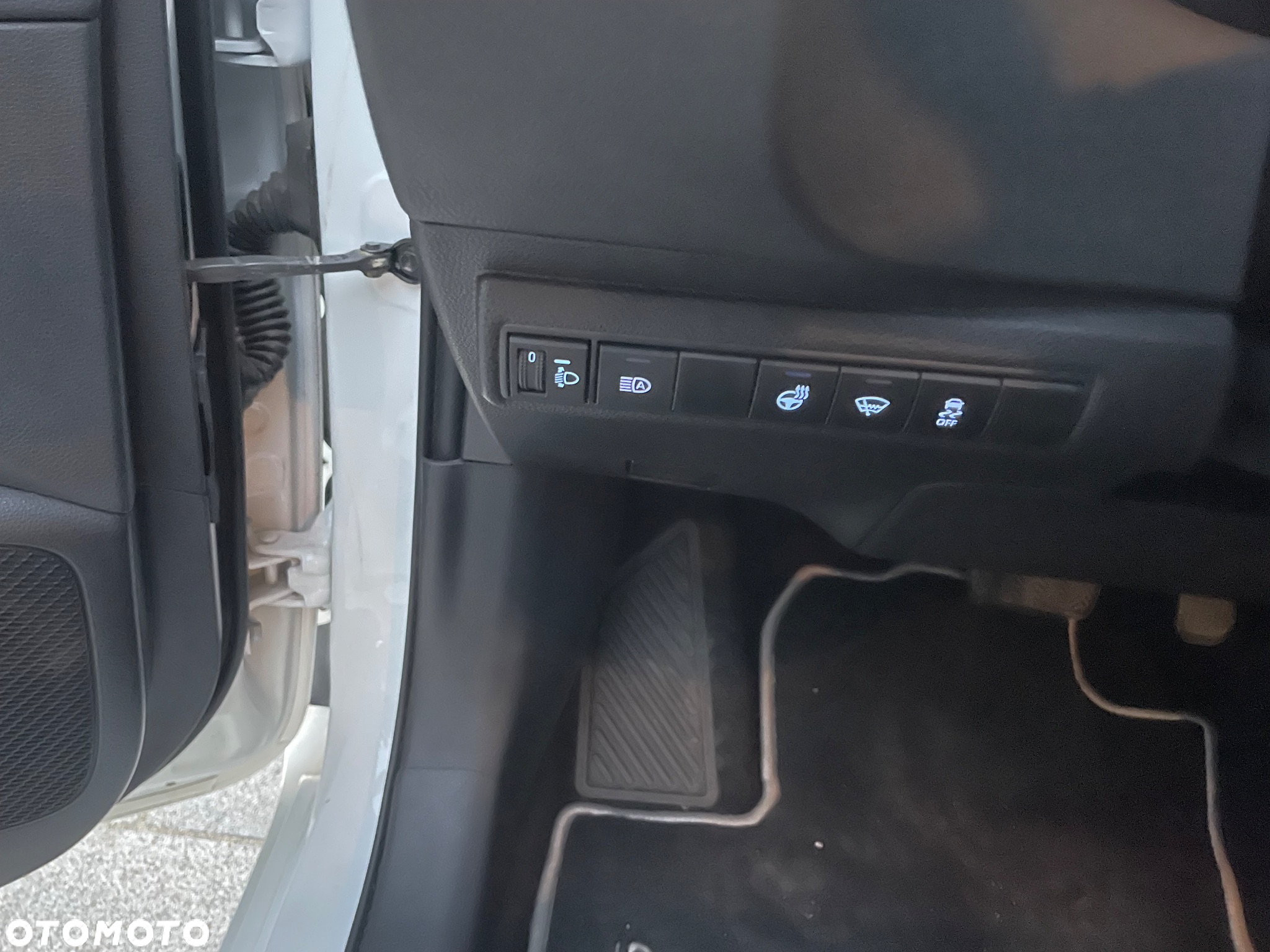 Toyota Corolla 1.8 Hybrid Comfort - 15
