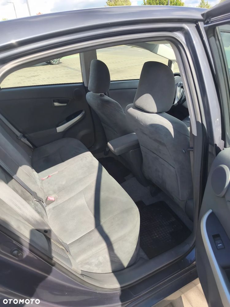 Toyota Prius 1.5 VVT-i Prestige - 12