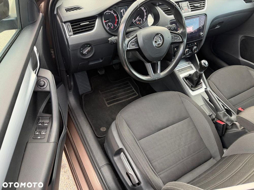 Skoda Octavia - 8