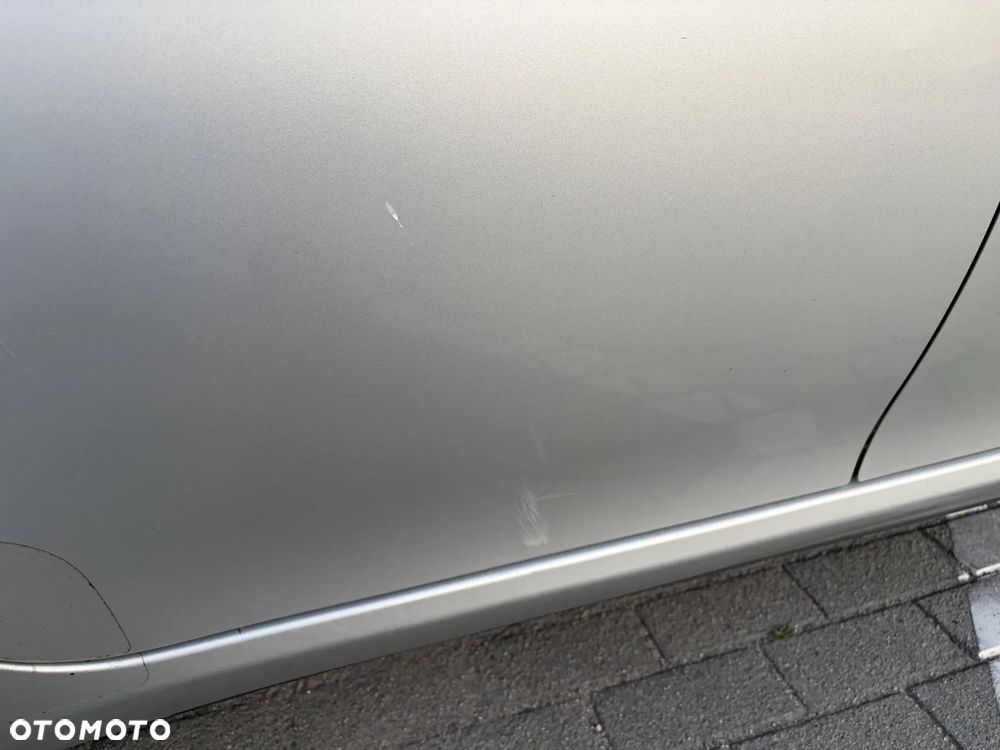 Toyota Auris 1.4 D-4D - 13