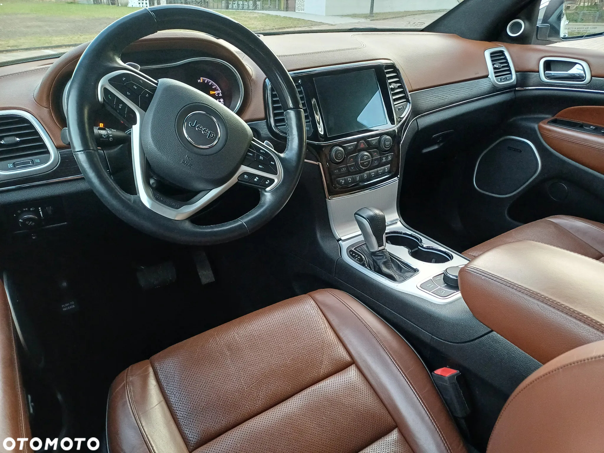 Jeep Grand Cherokee 5.7 V8 HEMI Summit - 16