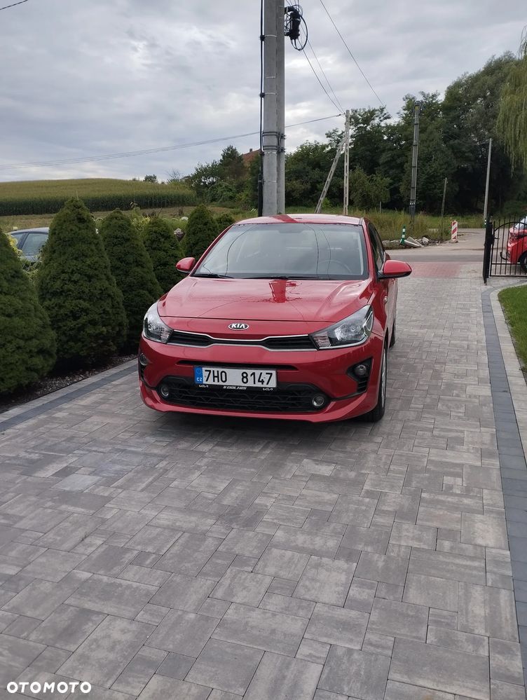 Kia Rio - 5
