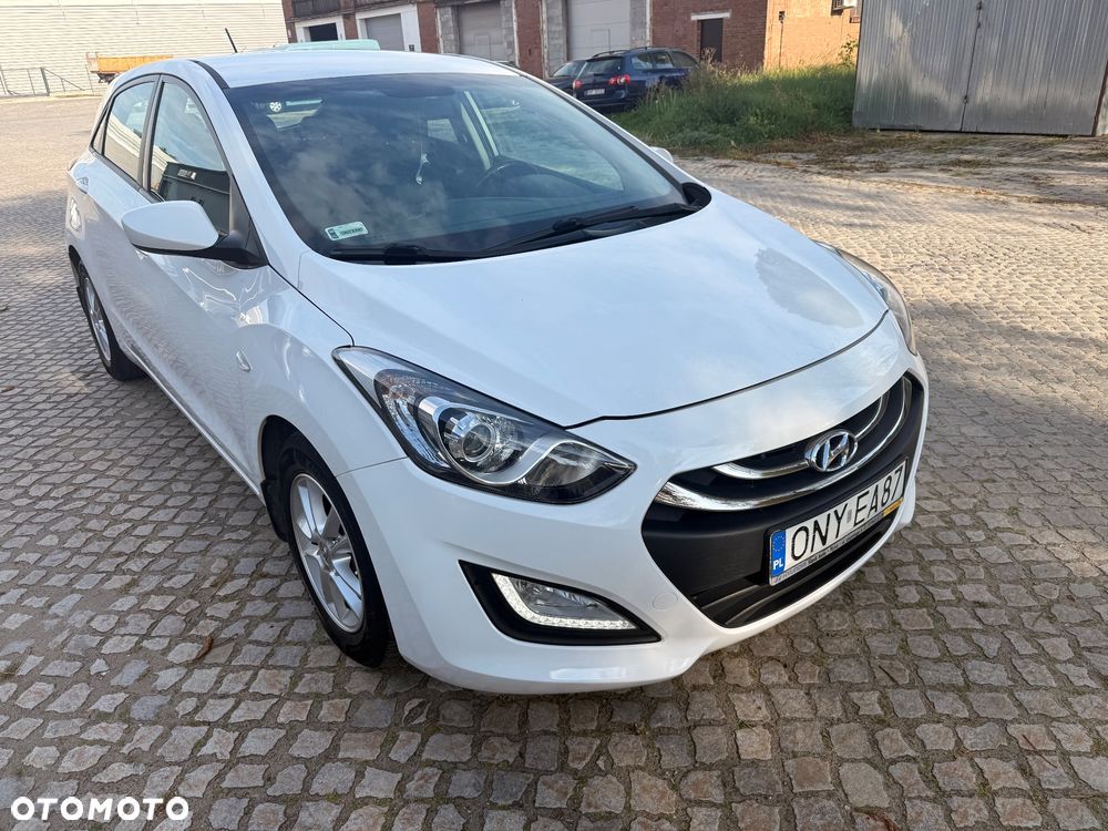 Hyundai i30 1.6 D Comfort DCT - 13