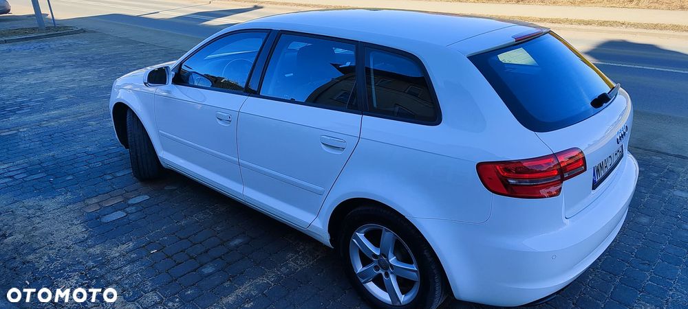 Audi A3 Sportback - 6