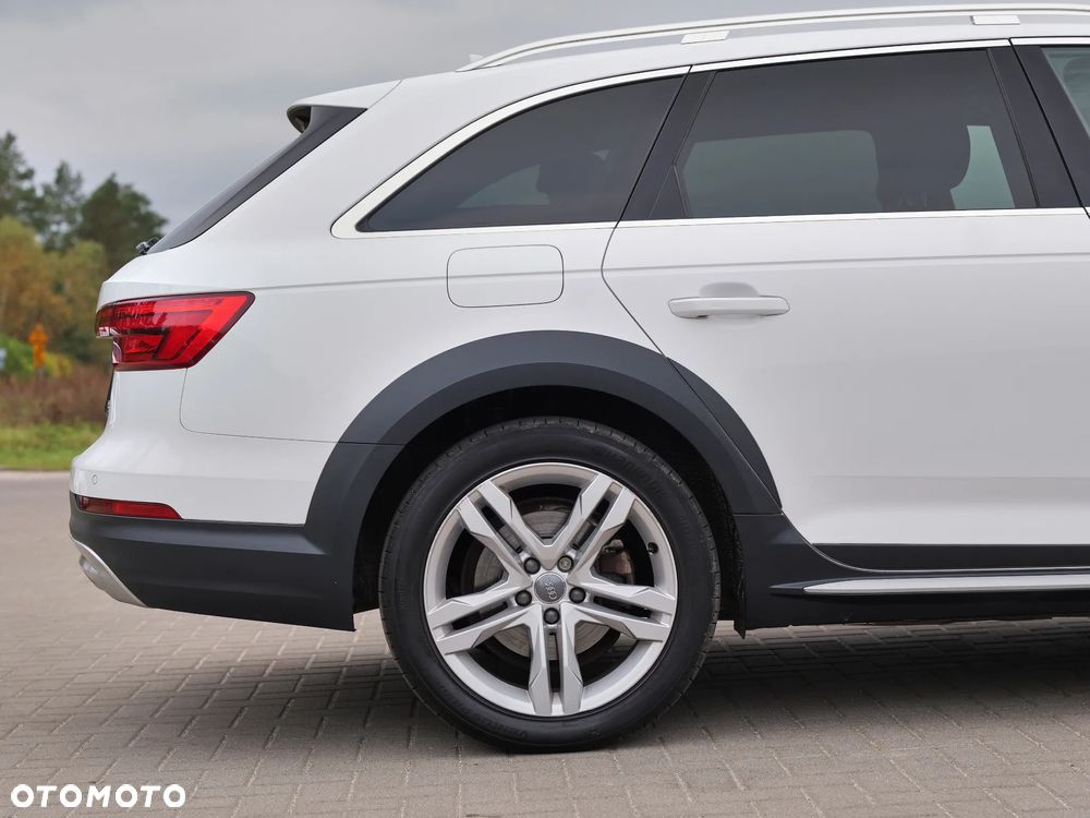 Audi A4 Allroad quattro 2.0 TDI S tronic - 12