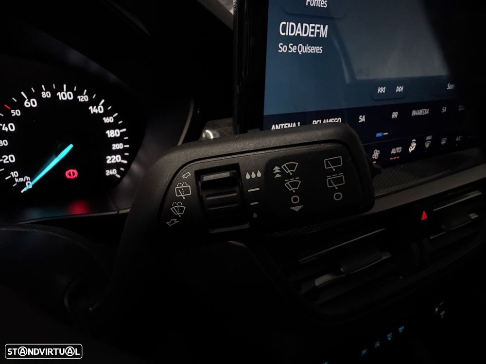 Ford Focus 1.0 EcoBoost MHEV ST-Line Aut. - 19