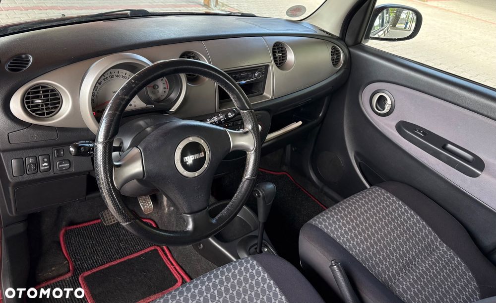 Daihatsu Trevis - 16